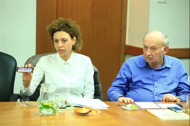שר הכלכלה מחבק את המגזר העסקי